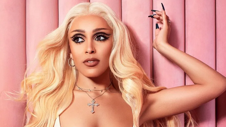 Doja Cat Timeline Look