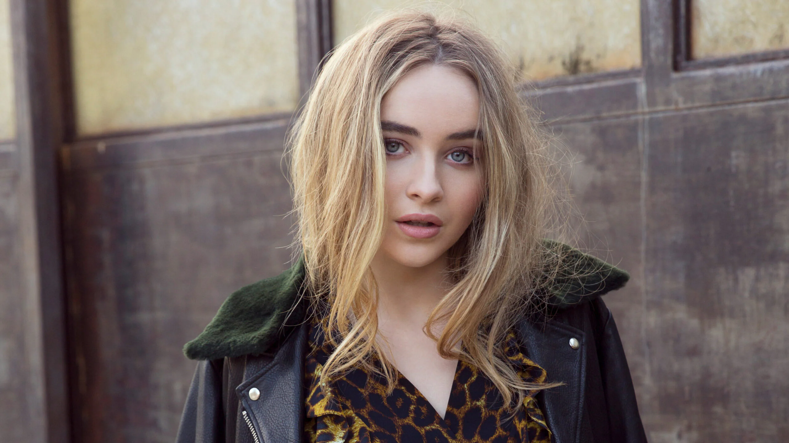 Sabrina Carpenter Bio